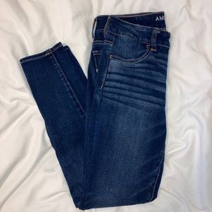 dark wash american eagle skinny jeans